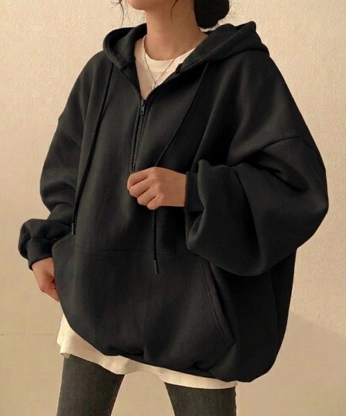 yuue' ( wear )(ユーイ)の「裏起毛オーバーサイズハーフジップパーカー/フーディー(パーカー・レディース・グレー/アイボリー/ブラック・FREE)」の10枚目の写真