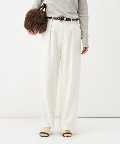 NOLLEY’S(ノーリーズ)の「《吸湿発熱/4サイズ展開》ウォッシャブル裏起毛タックワイドパンツ(その他パンツ・レディース・ブラック/ライトグレー/ホワイト・40/38/36/34)」の1枚目の写真