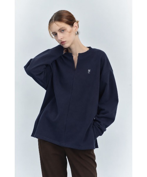 Muel Chic（ミュエルシック）の「Ecru tops エクリュトップス（スウェット・レディース・ブラウン/ネイビー/ブラック/アイボリー・FREE）」の4枚目の写真