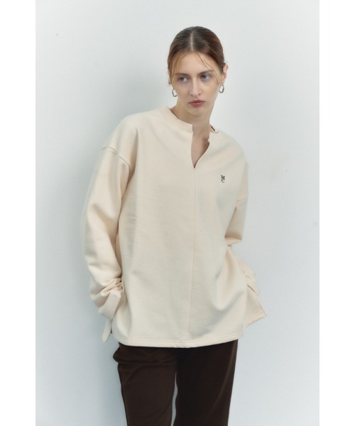 Muel Chic（ミュエルシック）の「Ecru tops エクリュトップス（スウェット・レディース・ブラウン/ネイビー/ブラック/アイボリー・FREE）」の2枚目の写真