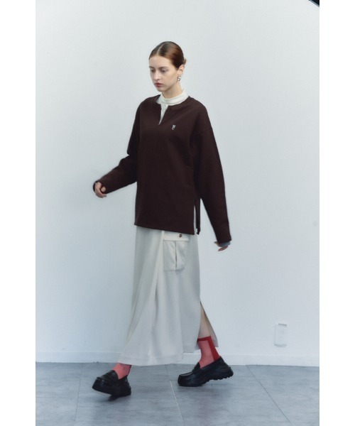 Muel Chic（ミュエルシック）の「Ecru tops エクリュトップス（スウェット・レディース・ブラウン/ネイビー/ブラック/アイボリー・FREE）」の14枚目の写真