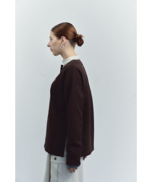 Muel Chic（ミュエルシック）の「Ecru tops エクリュトップス（スウェット・レディース・ブラウン/ネイビー/ブラック/アイボリー・FREE）」の13枚目の写真
