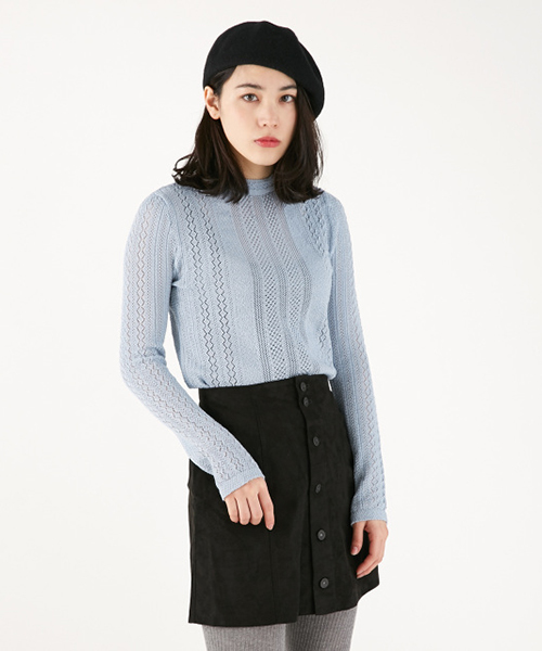 MOUSSY（マウジー）の「LACEY KNIT HIGH NECK TOP（ニット/セーター・レディース・オフホワイト/ライトブルー/カーキ/ブラック/ライトイエロー・FREE）」の4枚目の写真