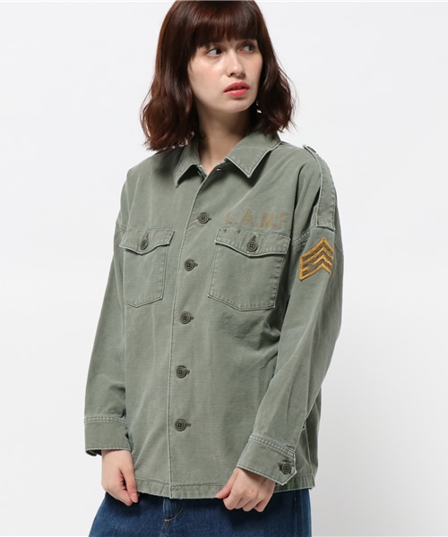 HYSTERIC GLAMOUR（ヒステリックグラマー）の「JT/JOHNNY FUCKIN THUNDERS刺繍 ミリタリーBIG SH（シャツ/ブラウス・レディース・ベージュ/カーキ/ブラック・FREE）」の15枚目の写真