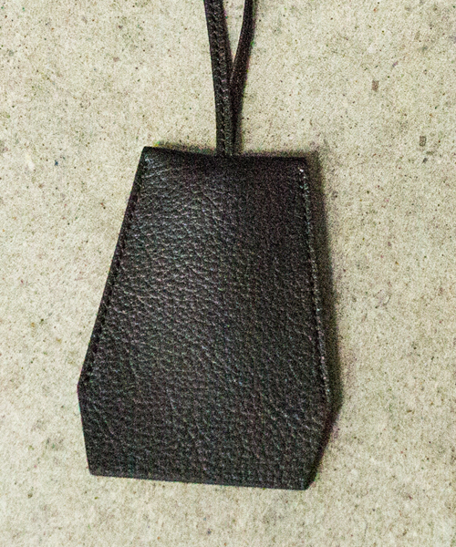 STUDIOUS（ステュディオス）の「【ZOZO限定】 STUDIOUS シンセティックレザークロシェット（ネックレス・メンズ・ブラック・FREE）」の2枚目の写真