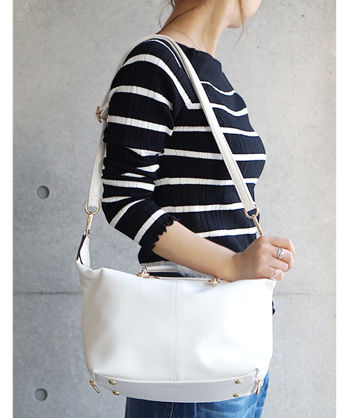 laboratory work（ラボラトリーワーク）の「メタルハンドル2WAYバック（ハンドバッグ・レディース・グレイッシュベージュ/オフホワイト/レッド・フリー）」の14枚目の写真