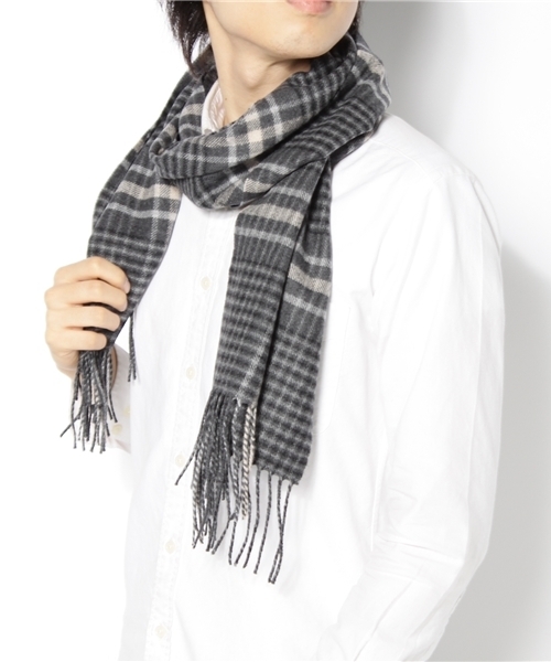 BEAUTY&YOUTH UNITED ARROWS（ビューティーアンドユースユナイテッドアローズ）の「BYitaly タータンチェック マフラー ◆（マフラー・メンズ・ブラック/ブラウン/ネイビー・フリー）」の6枚目の写真