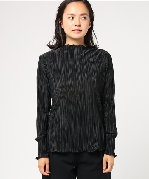 merlot plus(メルロープリュス)の「プリーツボートネックトップス1066(Tシャツ/カットソー・レディース・ベージュ/キャメル/ブラック/パープル/ピンク・FREE)」の6枚目の写真