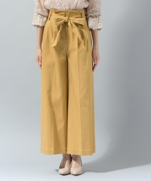 Andemiu（アンデミュウ）の「ハイライズチノワイドパンツ784643（その他パンツ・レディース・ベージュ/カーキ/イエロー・SMALL/MEDIUM）」の8枚目の写真