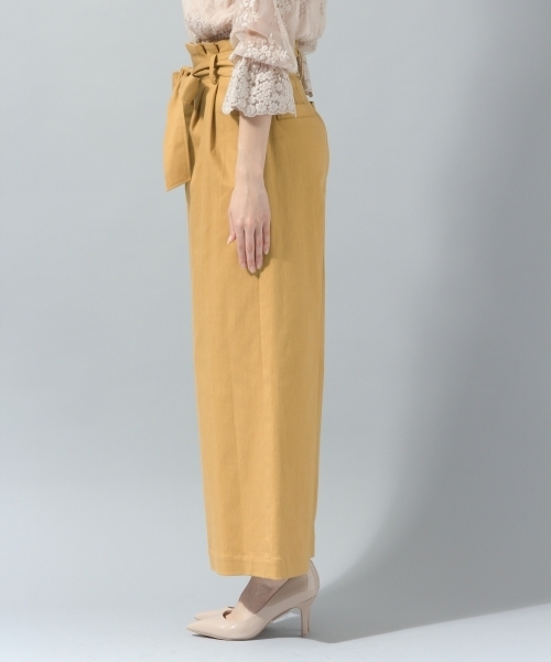 Andemiu（アンデミュウ）の「ハイライズチノワイドパンツ784643（その他パンツ・レディース・ベージュ/カーキ/イエロー・SMALL/MEDIUM）」の9枚目の写真