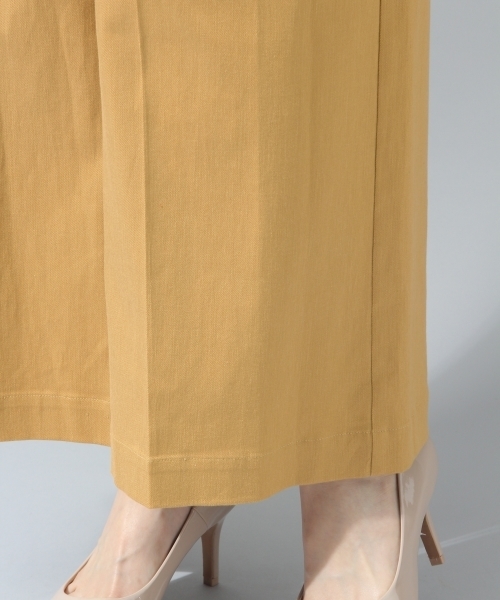 Andemiu（アンデミュウ）の「ハイライズチノワイドパンツ784643（その他パンツ・レディース・ベージュ/カーキ/イエロー・SMALL/MEDIUM）」の12枚目の写真