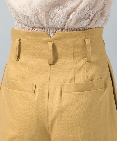 Andemiu（アンデミュウ）の「ハイライズチノワイドパンツ784643（その他パンツ・レディース・ベージュ/カーキ/イエロー・SMALL/MEDIUM）」の14枚目の写真
