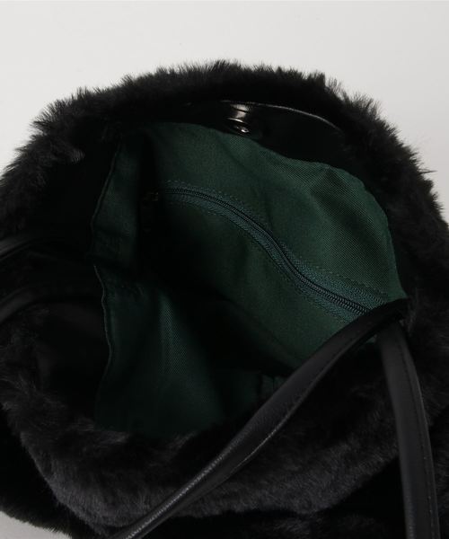 KOBE LETTUCE（コウベレタス）の「ボア＆エコファー2wayショルダーバッグ（ショルダーバッグ・レディース・ブラック/ベージュ/グレー/ピンク/アイボリー/ホワイト系その他/レオパード/ブラウン系その他・FREE）」の15枚目の写真