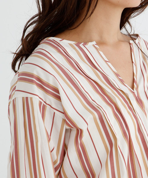 Munich(ミューニック)の「コットンキュプラストライプキーネックシャツ(シャツ/ブラウス・レディース・ベージュ/オフホワイト・FREE)」の13枚目の写真