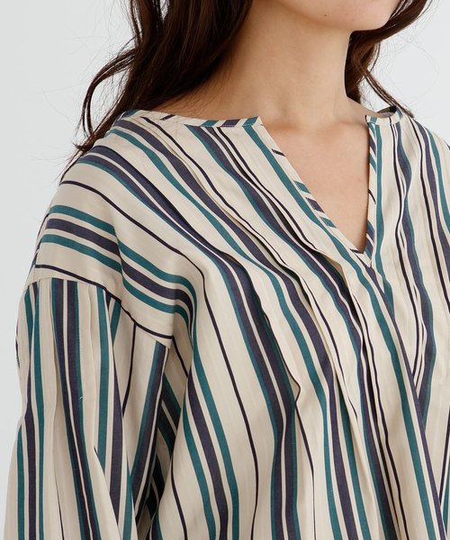 Munich(ミューニック)の「コットンキュプラストライプキーネックシャツ(シャツ/ブラウス・レディース・ベージュ/オフホワイト・FREE)」の6枚目の写真