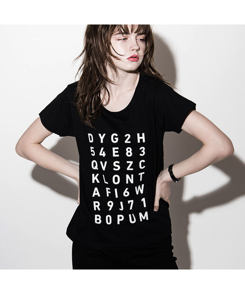 KLON(クローン)の「KLON Tshirts NUMBERING BLACK(Tシャツ/カットソー・レディース・ブラック・MEDIUM/LARGE/1/2)」の3枚目の写真