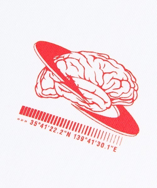 Sync.（スィンク）の「Sync.【KOSUKE KAWAMURA】LONG SLEEVE TEE "BRAIN"（Tシャツ/カットソー・メンズ・ホワイト/ブラック/ホワイト×レッド・MEDIUM/LARGE/X-LARGE/XX-LARGE/SMALL）」の6枚目の写真