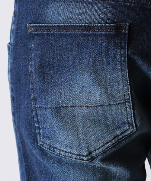 BEAMS(ビームス)の「BEAMS / ストレッチ スキニーデニム(デニムパンツ・メンズ・ブラック/インディゴブルー/サックスブルー・SMALL/X-LARGE/MEDIUM/LARGE)」の9枚目の写真