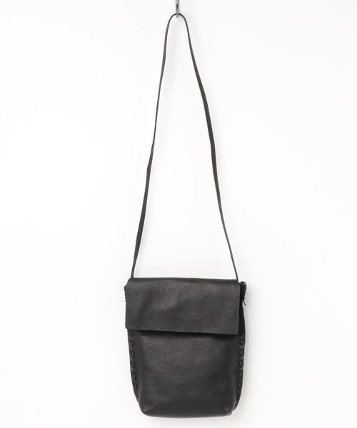 SLOW（スロウ）の「SLOW / スロウ　フラップネックポーチ FLAP NECK POUCH 〔horse pit〕（ショルダーバッグ・レディース・ブラック/キャメル/チョコ・FREE）」の2枚目の写真