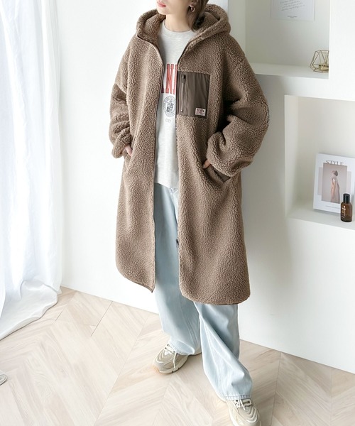 classicalelf（クラシカルエルフ）の「もこもこボアに包まれて フーディージップアップロングコート（ブルゾン・レディース・ベージュ/アイボリー/モカ/ベージュ系その他/ブラウン系その他・MEDIUM/LARGE/X-LARGE/SMALL）」の10枚目の写真