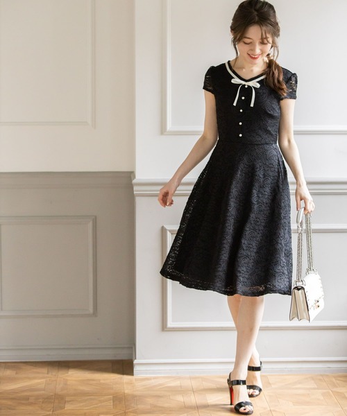 ボウタイ風りぼん付きパール釦フラワーレースワンピース ワンピース Tocco Closet トッコ クローゼット のファッション通販 Zozotown