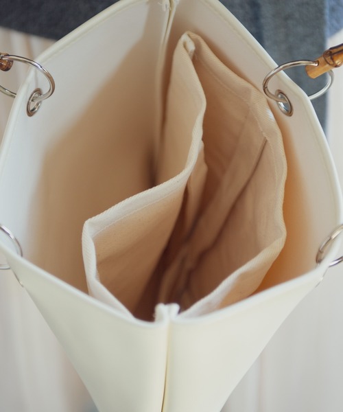 Aunt Marie's（アントマリーズ）の「AUNT MARIE'S バンブーハンドルトートバッグ（トートバッグ・レディース・ブラック/ベージュ/ナチュラル・FREE）」の7枚目の写真