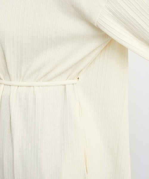 ADAM ET ROPE'（アダムエロペ）の「ベルト付きテレコワンピース（ワンピース・レディース・オフホワイト/パープル系その他・FREE）」の13枚目の写真