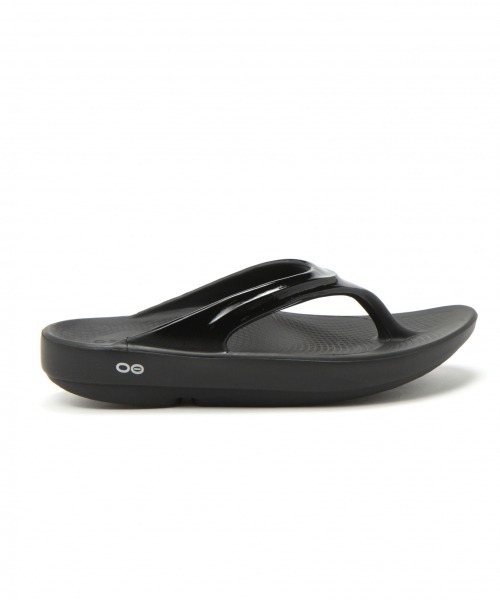 OOFOS(ウーフォス)の「【OOFOS(ウーフォス)】OOLALA(MEN)(サンダル・メンズ・ブルー/ブラック・MEDIUM/LARGE)」の9枚目の写真