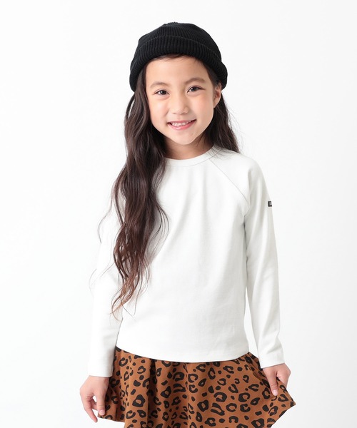 devirock（デビロック）の「ウルトラストレッチ長袖Tシャツ（Tシャツ/カットソー・キッズ・ホワイト/ブラック/ヘザーチャコール/ネイビー/ブルー系その他/ライトカーキ/パープル系その他/ピンク系その他/モカ/ライトブラウン/ベージュ/ダークオレンジ・100cm/110cm/120cm/130cm/140cm/150cm/160cm/80ｃｍ/90cm）」の2枚目の写真