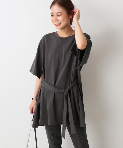 JOURNAL STANDARD relume(ジャーナルスタンダード レリューム)の「【Miho Tanaka × relume】ベルテッドスリットTシャツ◆(Tシャツ/カットソー・レディース・ブルー/ブラック・FREE)」の6枚目の写真