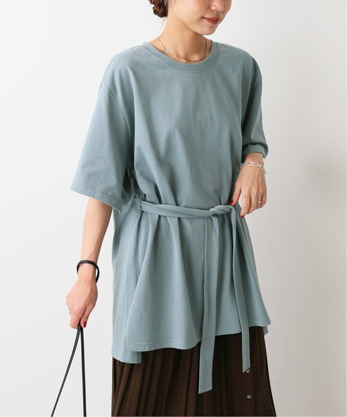 JOURNAL STANDARD relume(ジャーナルスタンダード レリューム)の「【Miho Tanaka × relume】ベルテッドスリットTシャツ◆(Tシャツ/カットソー・レディース・ブルー/ブラック・FREE)」の16枚目の写真