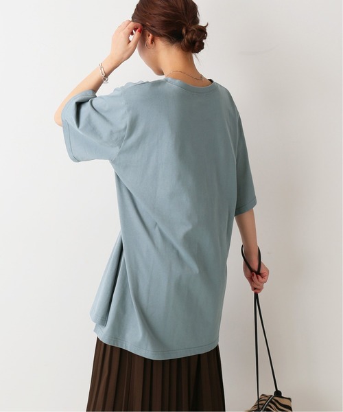 JOURNAL STANDARD relume(ジャーナルスタンダード レリューム)の「【Miho Tanaka × relume】ベルテッドスリットTシャツ◆(Tシャツ/カットソー・レディース・ブルー/ブラック・FREE)」の17枚目の写真