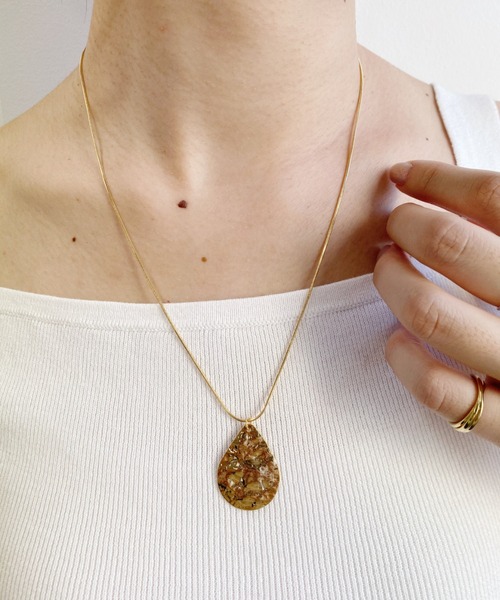 SHENERY（シーナリー）の「【WEB限定】メタルティアードネックレス（ネックレス・レディース・ゴールド・FREE）」の2枚目の写真