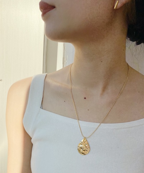 SHENERY（シーナリー）の「【WEB限定】メタルティアードネックレス（ネックレス・レディース・ゴールド・FREE）」の3枚目の写真