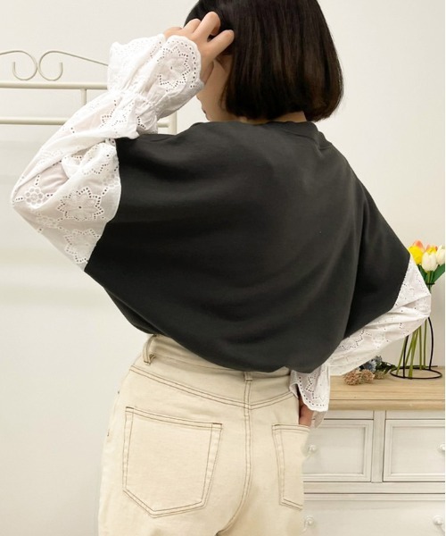 apres jour(アプレジュール)の「袖レースリメイク風スウェット【ZOZOTOWN限定アイテム】(スウェット・レディース・ラベンダー/アイボリー/ブラック/ダークブルー・X-LARGE/フリー)」の11枚目の写真