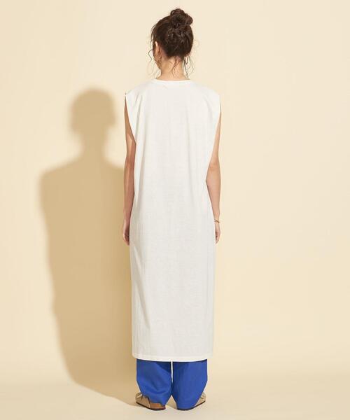 BEAUTY&YOUTH UNITED ARROWS(ビューティーアンドユースユナイテッドアローズ)の「BY∴ コットンサイドスリットノースリーブワンピース(ワンピース・レディース・オフホワイト/ブラック/ライトピンク・FREE)」の9枚目の写真