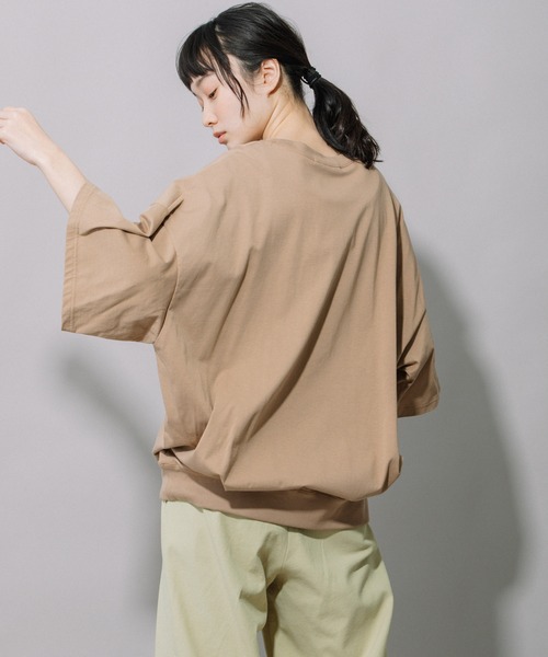 Munich（ミューニック）の「プレミアムコットン　バックタックプルオーバー（Tシャツ/カットソー・レディース・ダークグレー/ライトベージュ/キャメル/レッド/ホワイト/ブラック・FREE）」の19枚目の写真