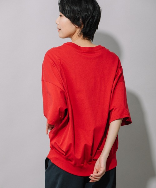 Munich（ミューニック）の「プレミアムコットン　バックタックプルオーバー（Tシャツ/カットソー・レディース・ダークグレー/ライトベージュ/キャメル/レッド/ホワイト/ブラック・FREE）」の13枚目の写真