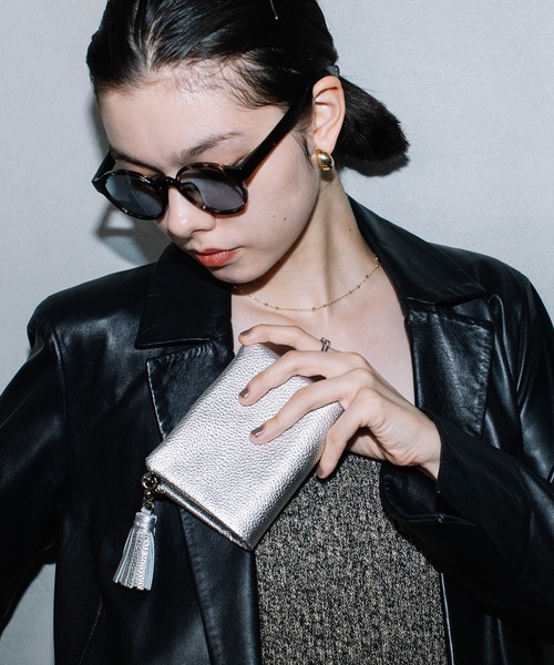 Beau're(ヴュレ)の「BEAURE ヴュレ カウレザー 二つ折り 財布(財布・レディース・スモークピンク/ホワイト/ゴールド/シルバー/ブルー系その他/サックスブルー/ブラック/グリーン/ライトイエロー/ベージュ/レンガ/ラベンダー/ダークグリーン/キャメル/カーキブラウン/オリーブ/オレンジ・FREE/SMALL)」の16枚目の写真