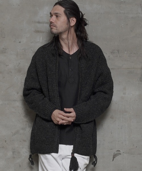 EGO TRIPPING（エゴトリッピング）の「mn2348-SEAMLESS KNIT ニット（ニット/セーター・メンズ・ライトグレー/ブラックミックス/グリーン系その他・46/48）」の2枚目の写真