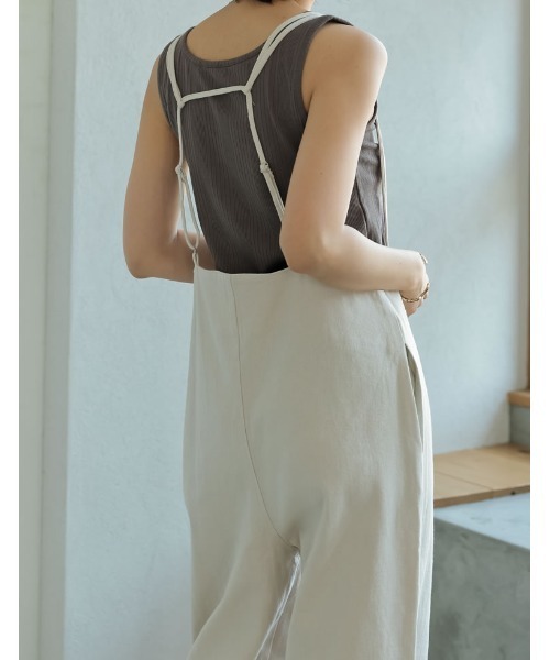 Re:EDIT(リエディ)の「リネンタッチダブルストラップストレートサロペット(サロペット/オーバーオール・レディース・キャメル/ダークブラウン/アイボリー・SHORT/LARGE/MEDIUM)」の10枚目の写真