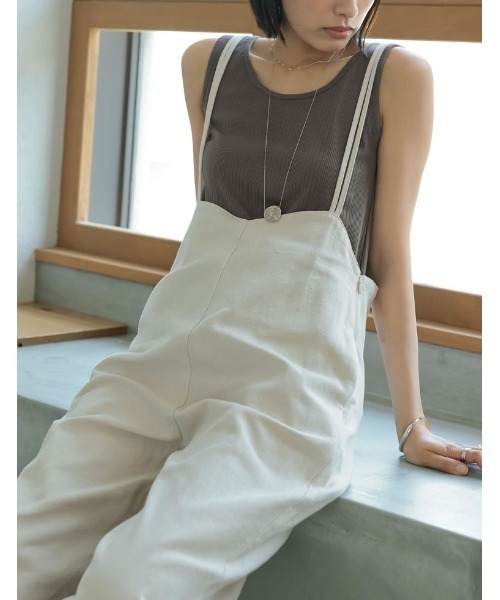 Re:EDIT(リエディ)の「リネンタッチダブルストラップストレートサロペット(サロペット/オーバーオール・レディース・キャメル/ダークブラウン/アイボリー・SHORT/LARGE/MEDIUM)」の12枚目の写真
