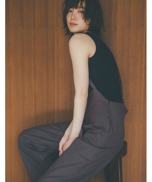 Re:EDIT(リエディ)の「リネンタッチダブルストラップストレートサロペット(サロペット/オーバーオール・レディース・キャメル/ダークブラウン/アイボリー・SHORT/LARGE/MEDIUM)」の6枚目の写真