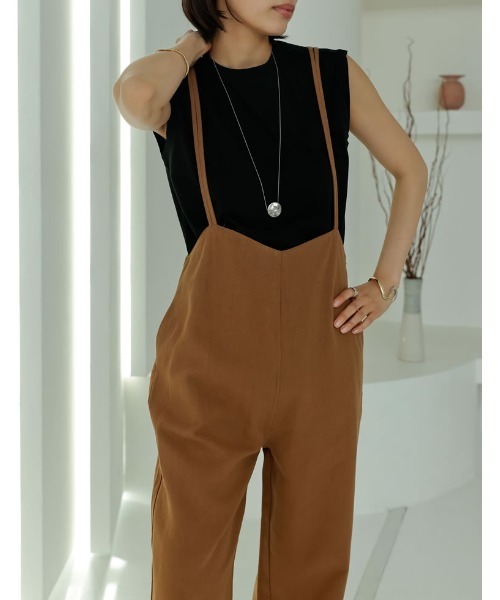 Re:EDIT(リエディ)の「リネンタッチダブルストラップストレートサロペット(サロペット/オーバーオール・レディース・キャメル/ダークブラウン/アイボリー・SHORT/LARGE/MEDIUM)」の16枚目の写真