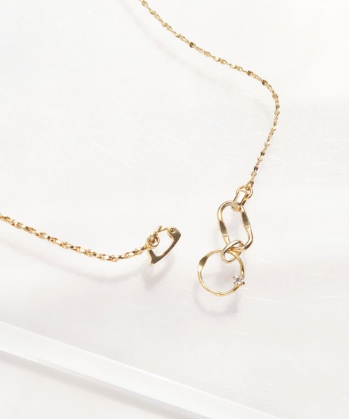 Phoebe（フィービィー）の「マルチwayニュアンスムードチェーンネックレス（ネックレス・レディース・ゴールド・FREE）」の6枚目の写真