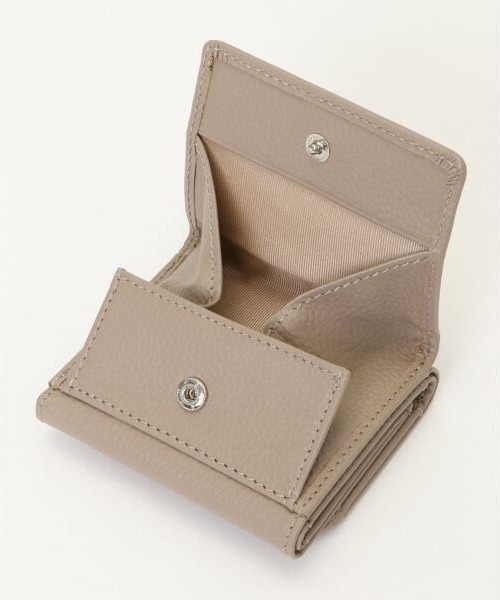 LBC（エルビーシー）の「リサイクルレザー三つ折り財布（財布・レディース・ベージュ/イエロー/ミント/その他21/ブラック・FREE）」の12枚目の写真