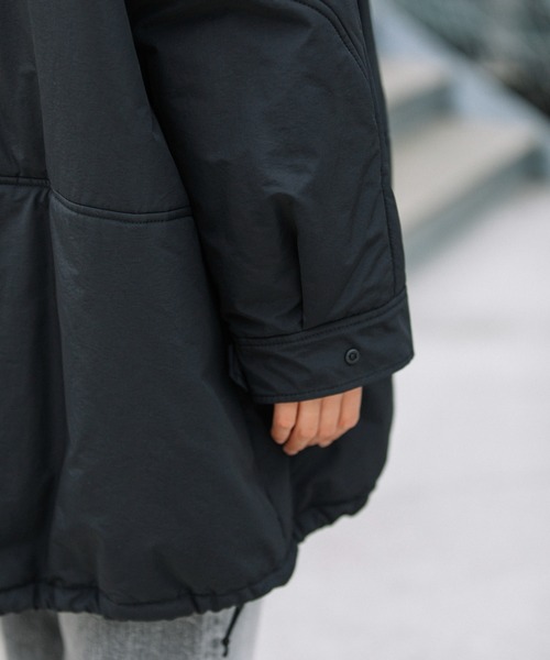 Munich（ミューニック）の「コットンナイロンウェザークロス　モンスターコート（ブルゾン・レディース・ブラック/オリーブ/アイボリー・S/XS）」の7枚目の写真