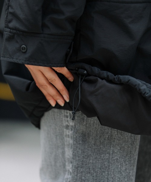 Munich（ミューニック）の「コットンナイロンウェザークロス　モンスターコート（ブルゾン・レディース・ブラック/オリーブ/アイボリー・S/XS）」の8枚目の写真