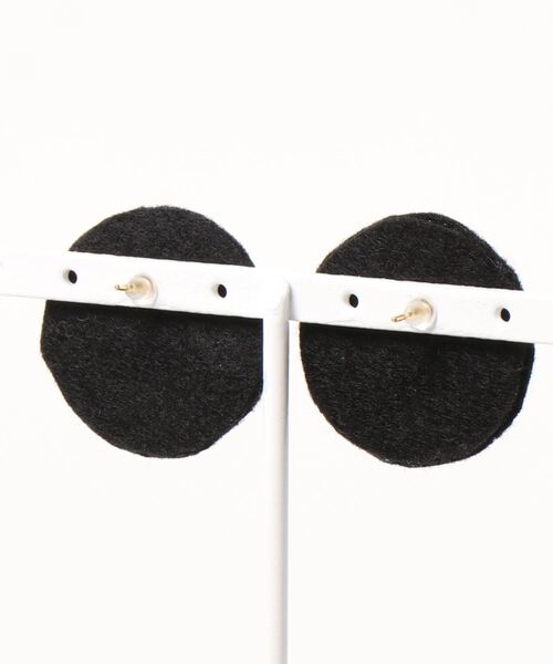 tone(トーン)の「【antant】マルっぽいビーズ刺繍(MA)(ピアス(両耳用)・レディース・ホワイト/ブラック/グリーン/ブラウン系その他・FREE)」の5枚目の写真