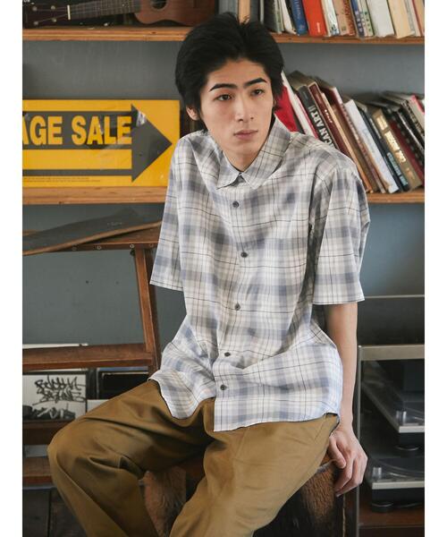 CRAFT STANDARD BOUTIQUE（クラフトスタンダードブティック）の「綿レーヨン半袖レギュラーカラーシャツ　＊（シャツ/ブラウス・メンズ・チャコールグレー/アイボリー/ストライプ/ブルー系その他4/ブルー系その他・LL/M/L）」の11枚目の写真